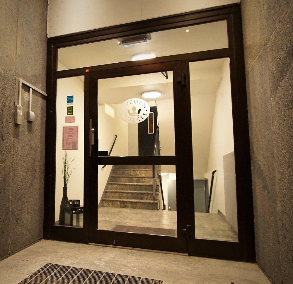 Western Arena Hotel