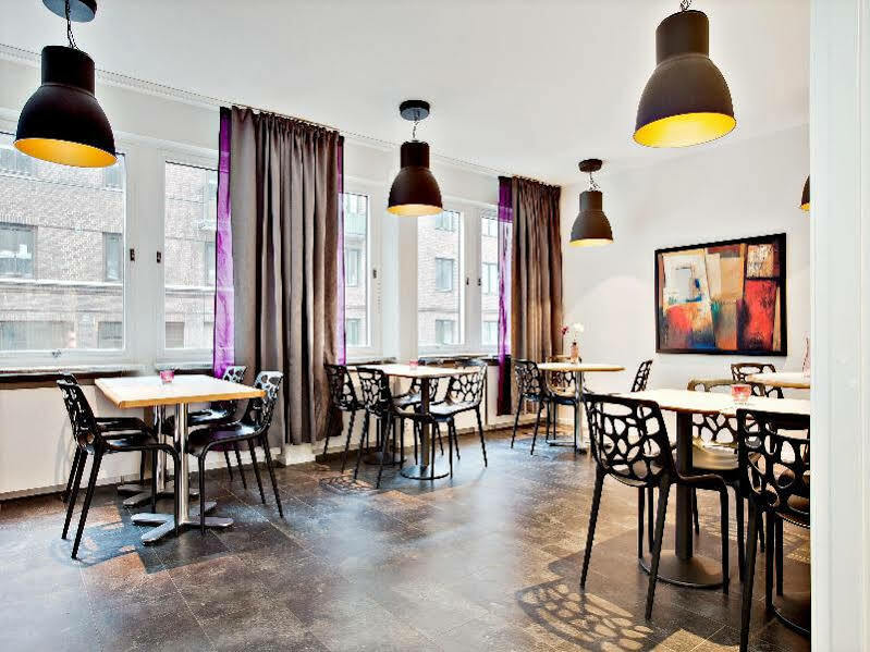 Western Arena Hotel